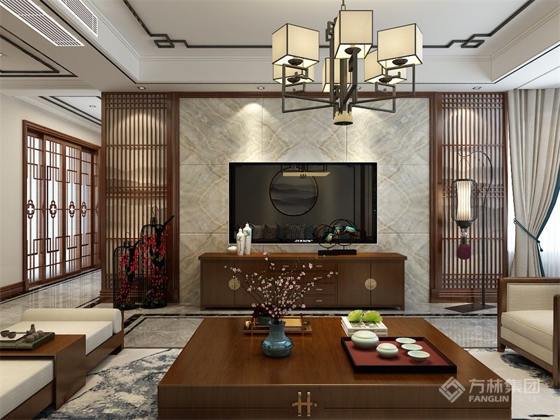 客廳的頂面與立面造型均采用中式造型設(shè)計，木質(zhì)的溫潤與石材的冷硬在空間內(nèi)釋放自如，勾勒出渺不可測的云海、迤邐巍峨的青山、龐沛蒼莽的郊野之“形”與“意”，屋內(nèi)仿若住著千山萬水。