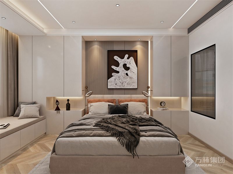 主臥室的設計同樣走簡潔路線，木質的床頭背景為睡眠空間帶來了應有的溫潤，白色調為主的空間有種黑白膠片的高級感。女主人精致的梳妝臺和化妝鏡，更是在無形中提升了臥室的檔次。